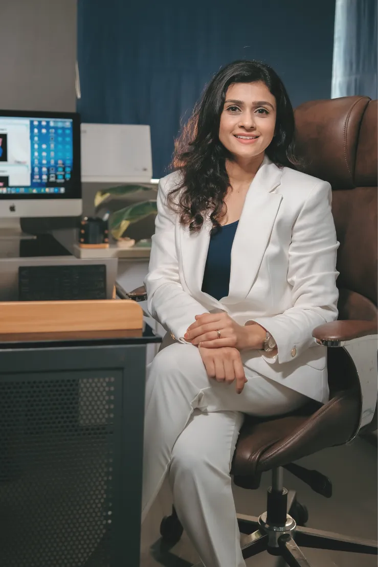 Dr. Janu Shah, Prosthodontist and Implantologist at Oris Smiles